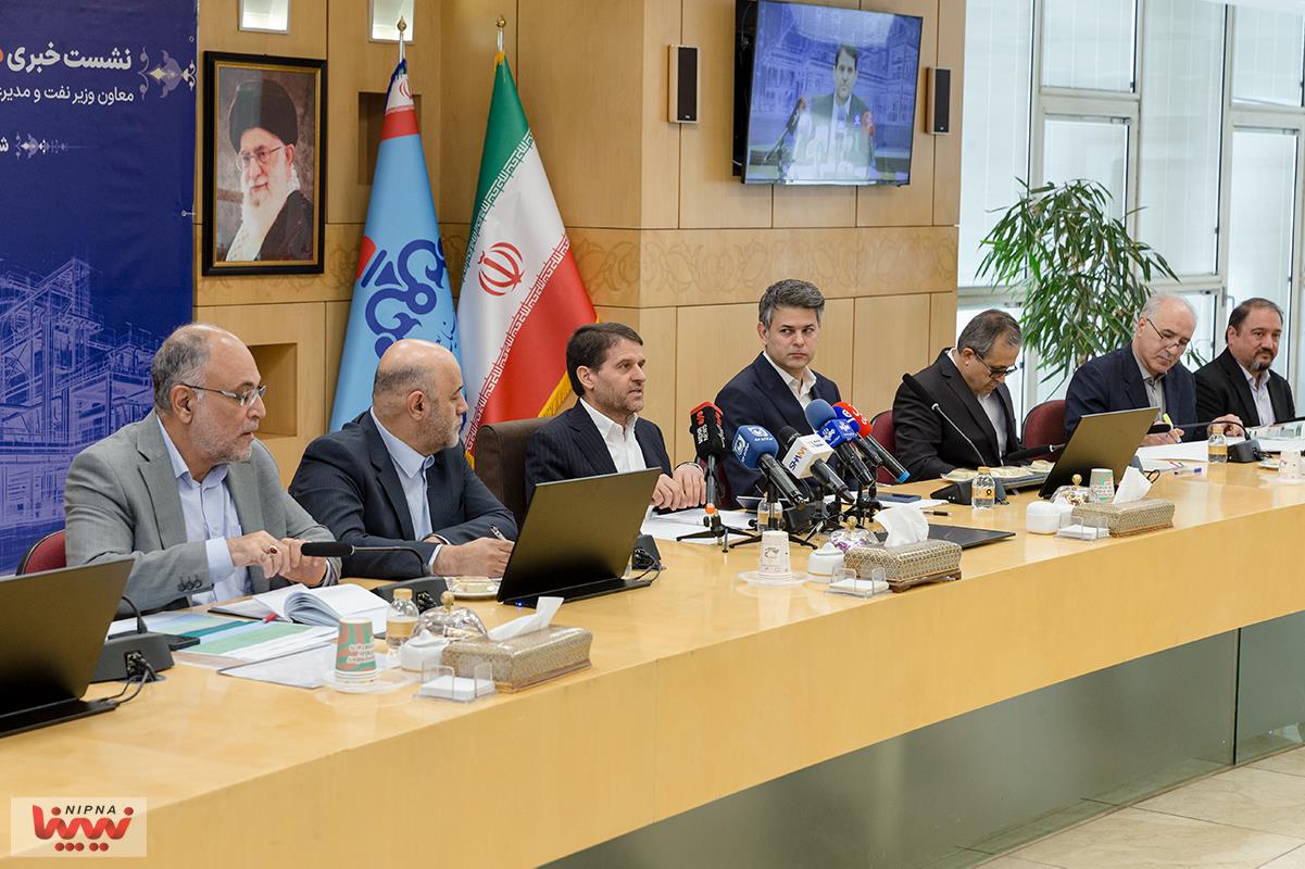 نشست خبری معاون وزیر نفت و مدیرعامل شرکت ملی صنایع پتروشیمی در آستانه برگزاری نوزدهمین نمایشگاه بین المللی ایران پلاست 31